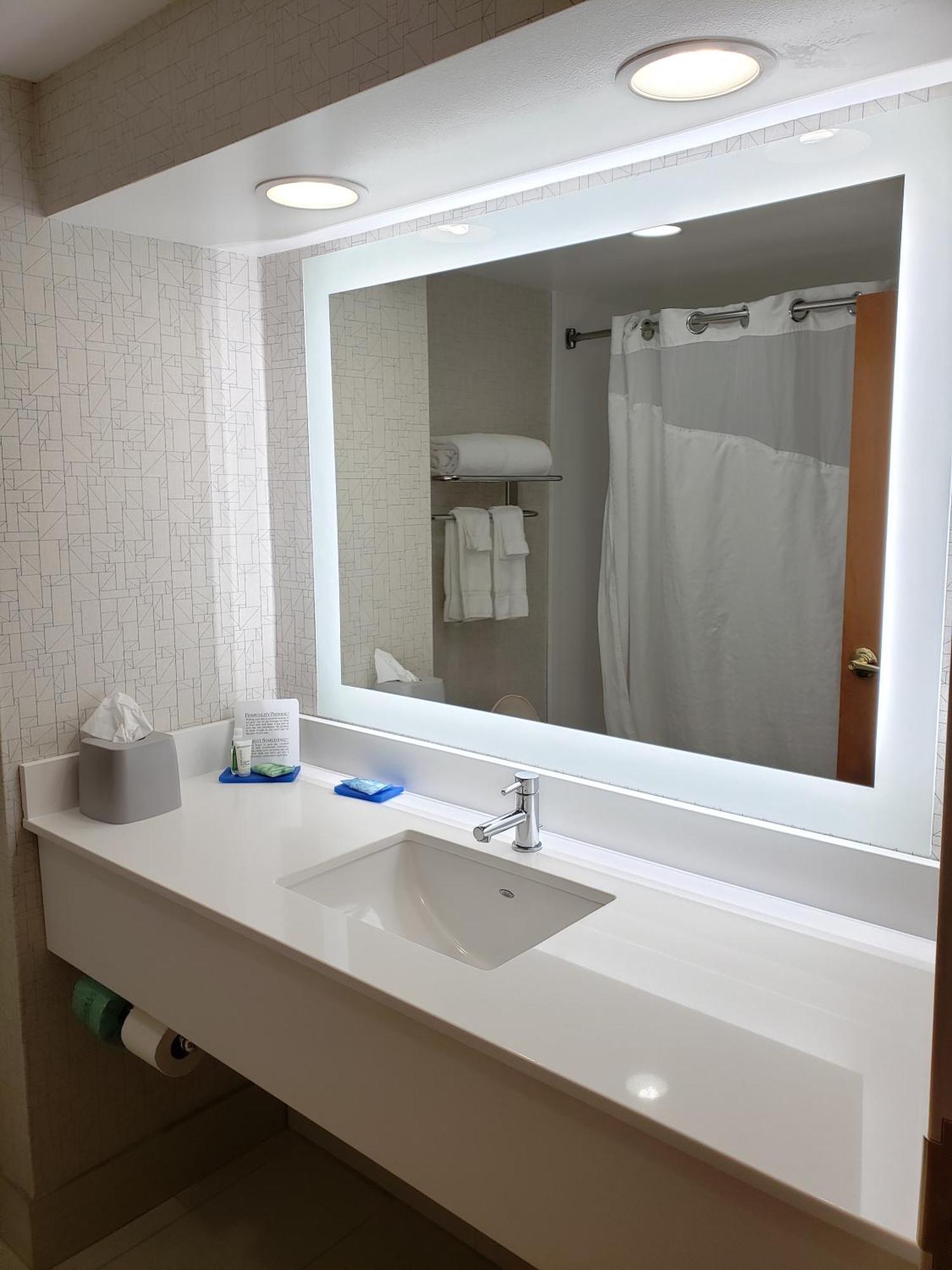 Holiday Inn Express Edgewood-Aberdeen-Bel Air Экстерьер фото