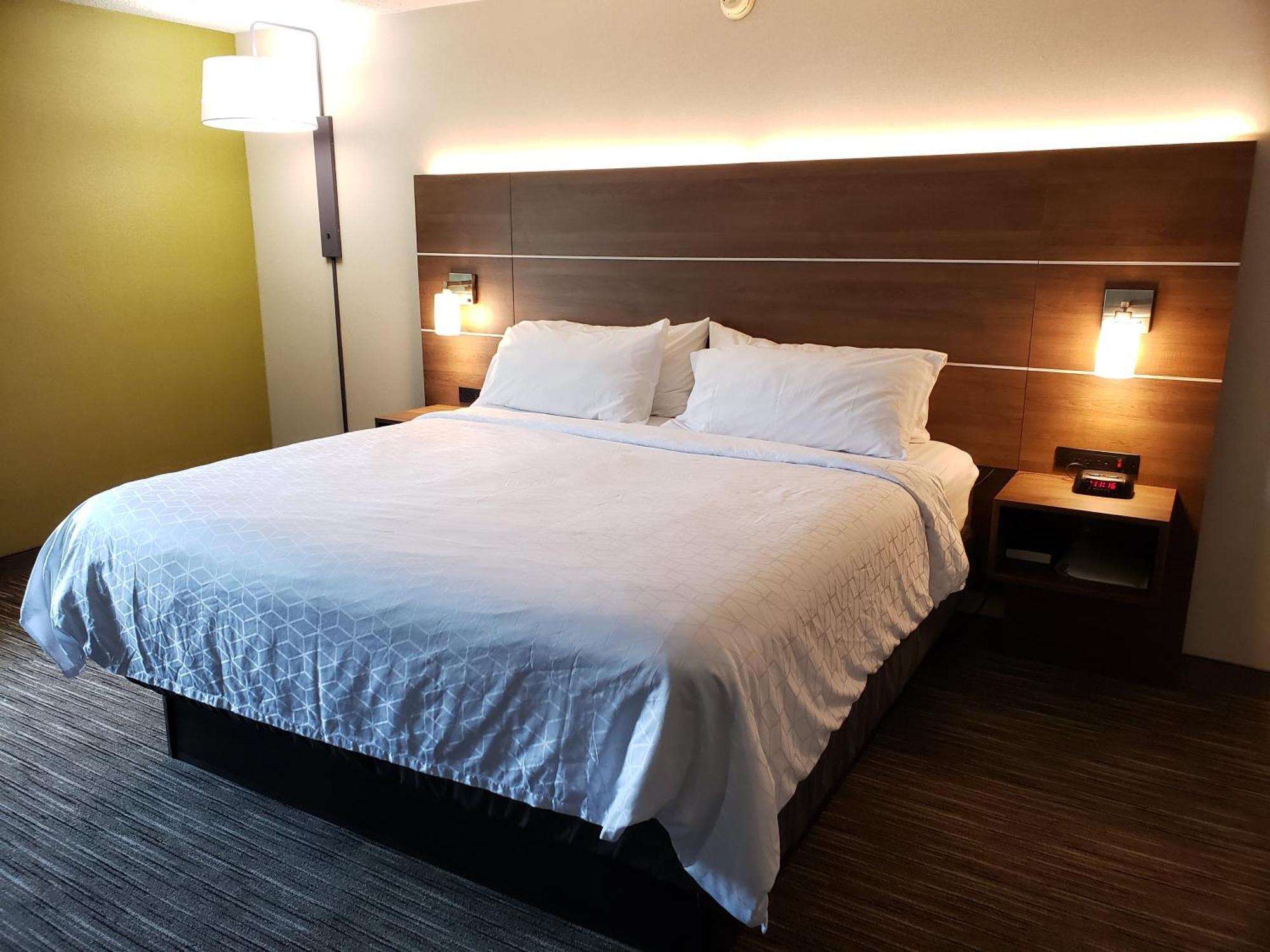 Holiday Inn Express Edgewood-Aberdeen-Bel Air Экстерьер фото