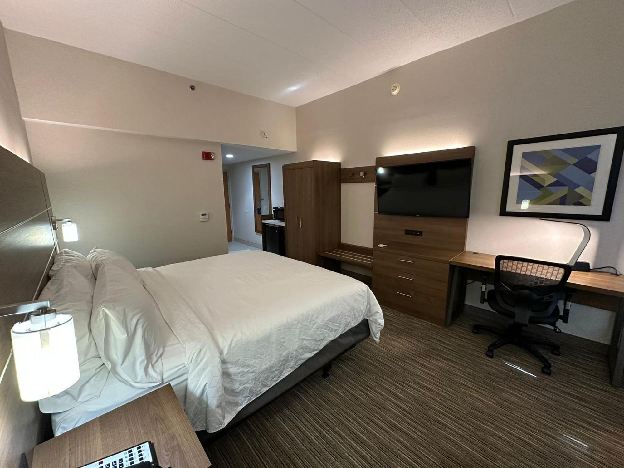 Holiday Inn Express Edgewood-Aberdeen-Bel Air Экстерьер фото